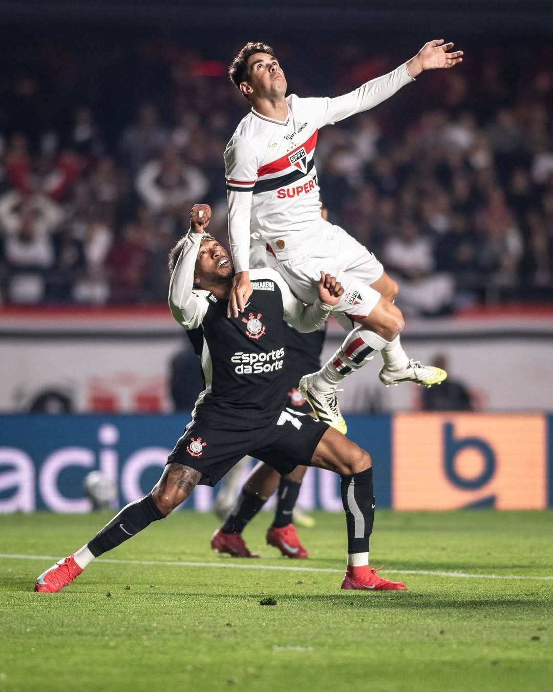 九游官网-皇家马德里主场告捷,重回豪门之巅是哪一集